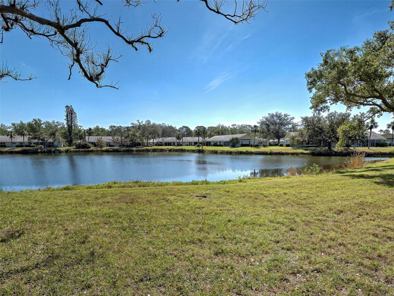 220 Southampton Drive, Unit 325, Venice, FL 34293 Photo