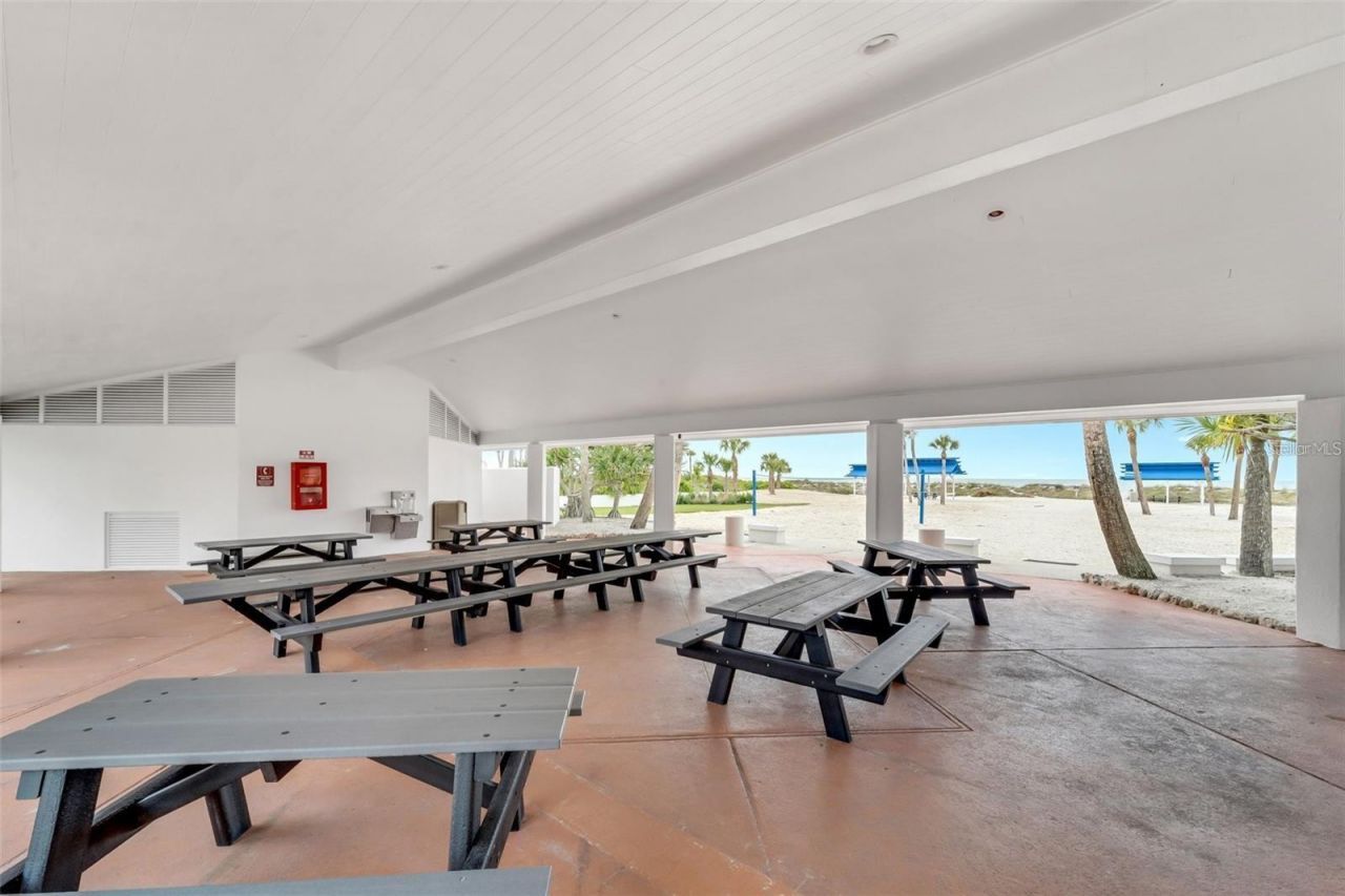 2110 Harbourside Drive, Unit 526, Longboat Key, FL 34228 Photo