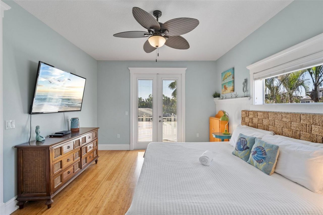 204 66th Street, Holmes Beach, FL 34217 Photo