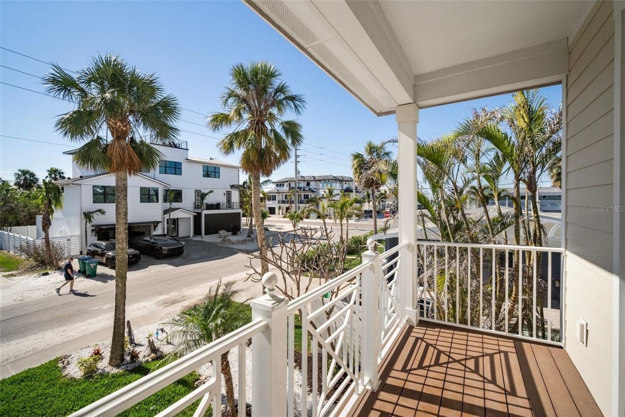 204 66th Street, Holmes Beach, FL 34217 Photo