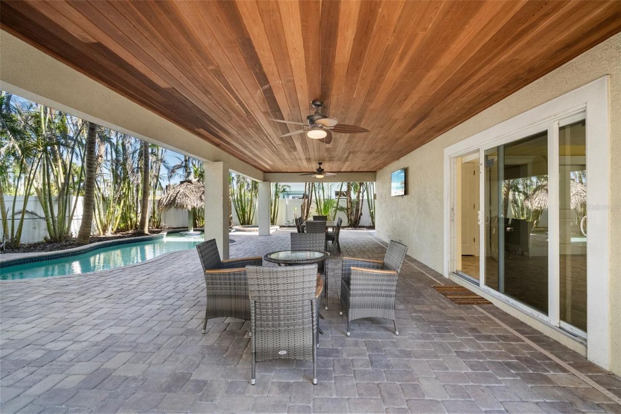 204 66th Street, Holmes Beach, FL 34217 Photo