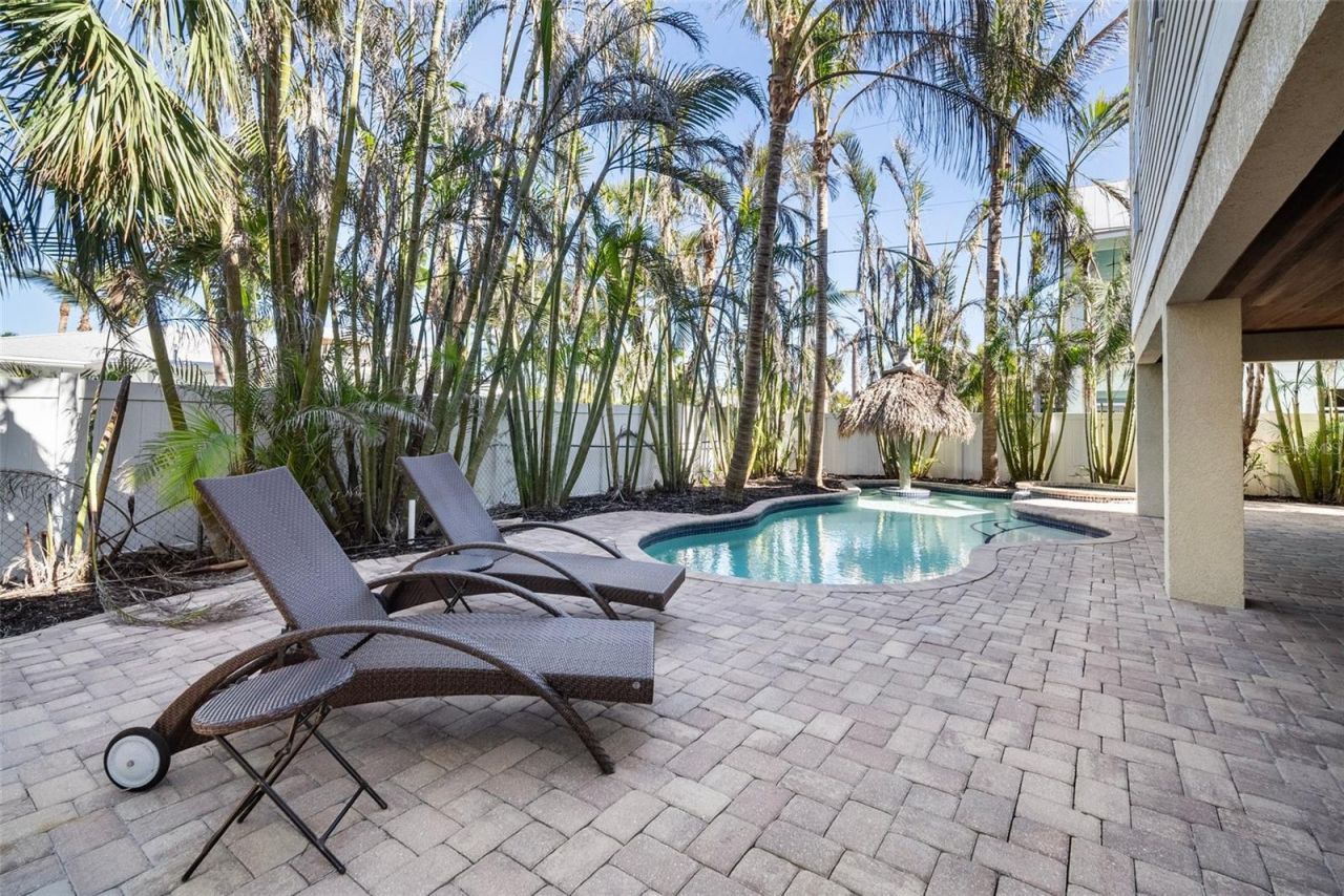 204 66th Street, Holmes Beach, FL 34217 Photo