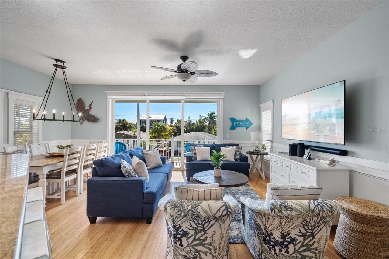 204 66th Street, Holmes Beach, FL 34217 Photo