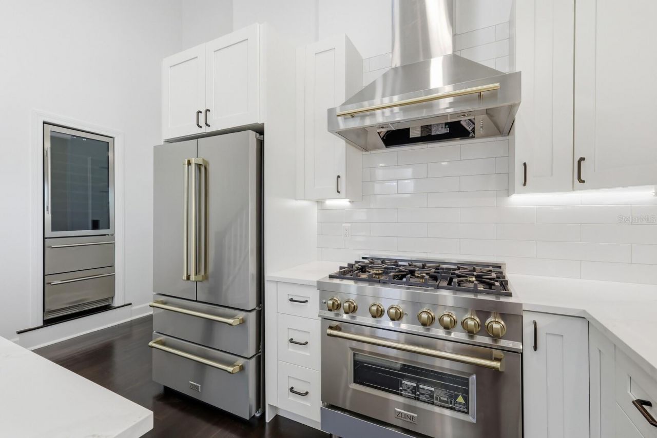 5060 18th Avenue W, Bradenton, FL 34209 Photo