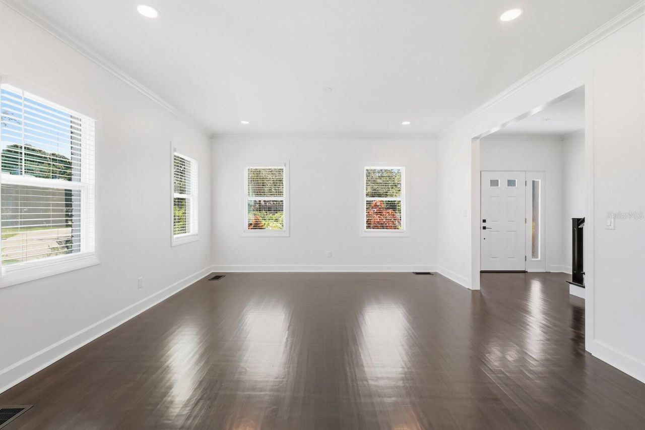 5060 18th Avenue W, Bradenton, FL 34209 Photo