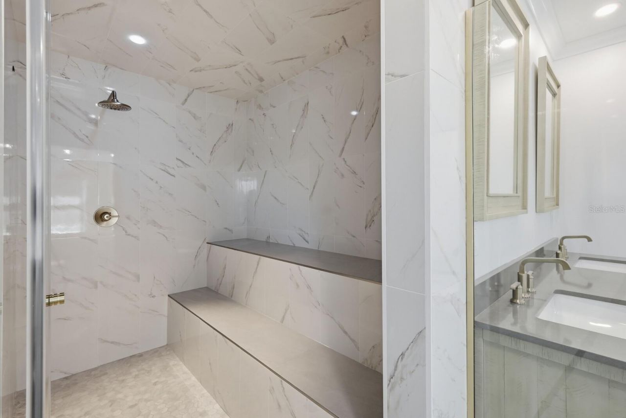 5060 18th Avenue W, Bradenton, FL 34209 Photo