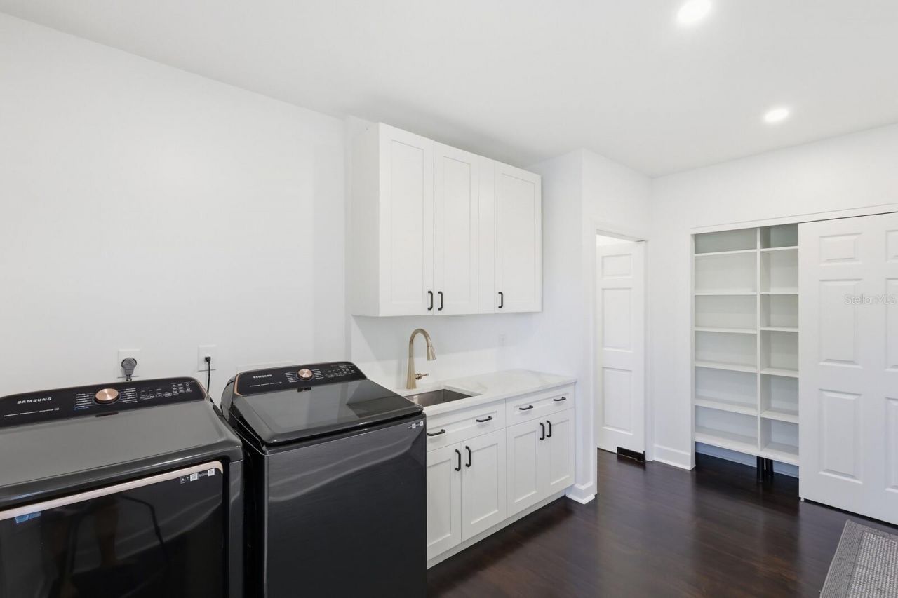 5060 18th Avenue W, Bradenton, FL 34209 Photo