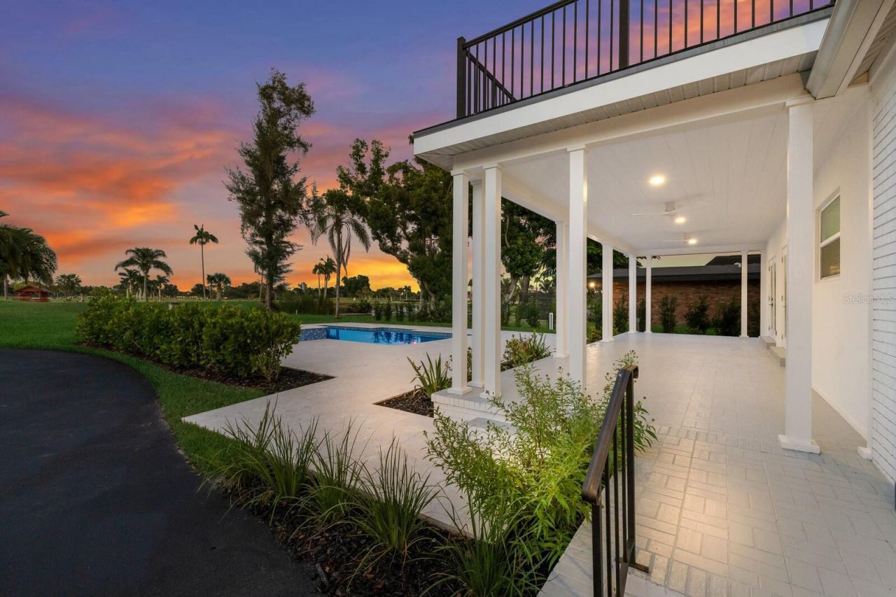 5060 18th Avenue W, Bradenton, FL 34209 Photo