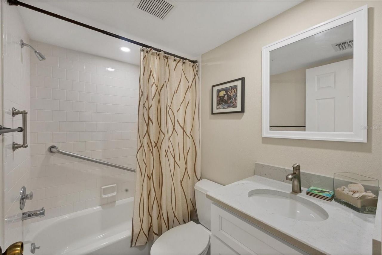 1153 Edgewater Circle, Bradenton, FL 34209 Photo