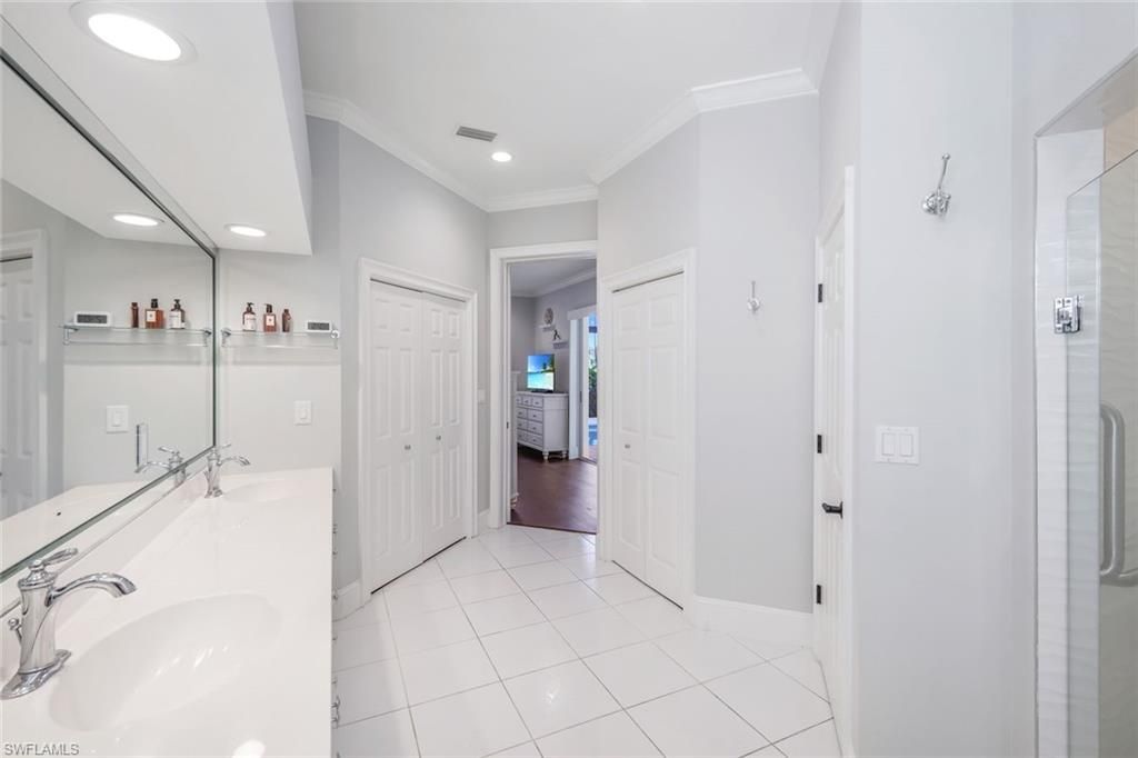 915 Fountain Run, Naples, FL 34119 Photo