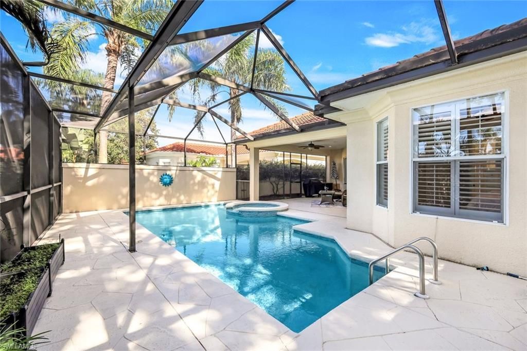 915 Fountain Run, Naples, FL 34119 Photo