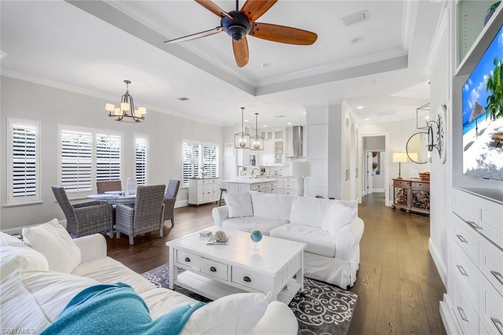 915 Fountain Run, Naples, FL 34119 Photo