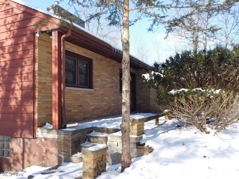 300 River Road, Hinckley, OH 44233 Photo 2