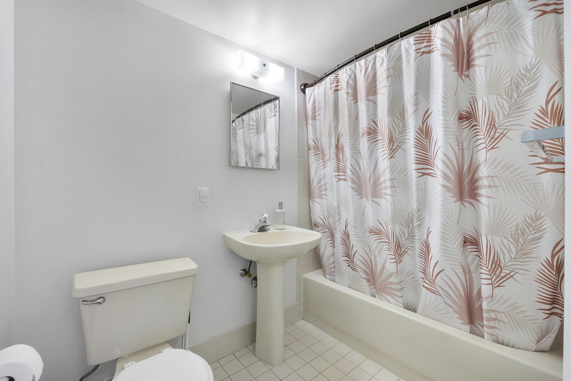 2236 N Cypress Bend Drive, Unit 311, Pompano Beach, FL 33069 Photo