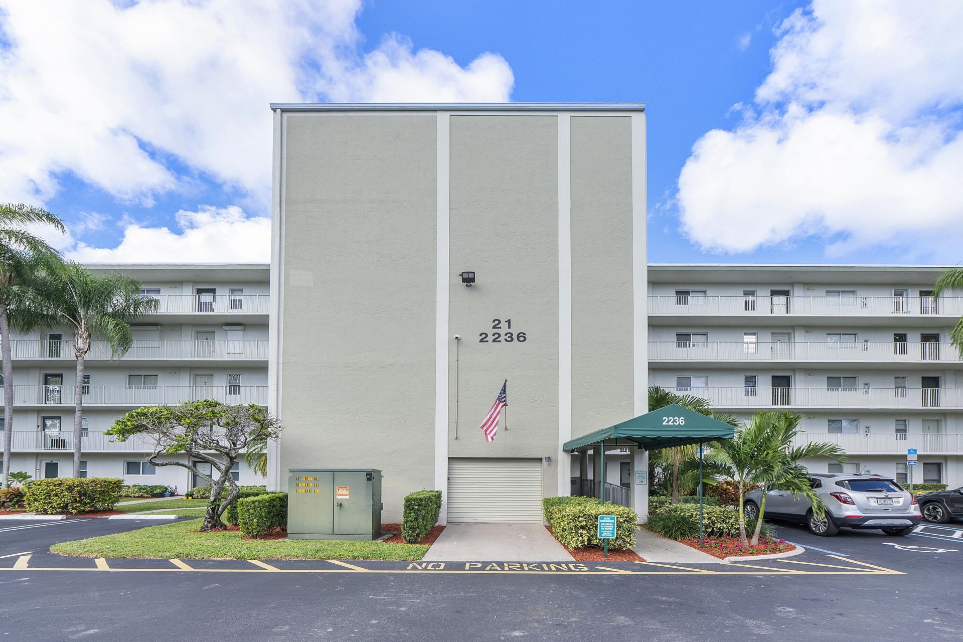 2236 N Cypress Bend Drive, Unit 311, Pompano Beach, FL 33069 Photo