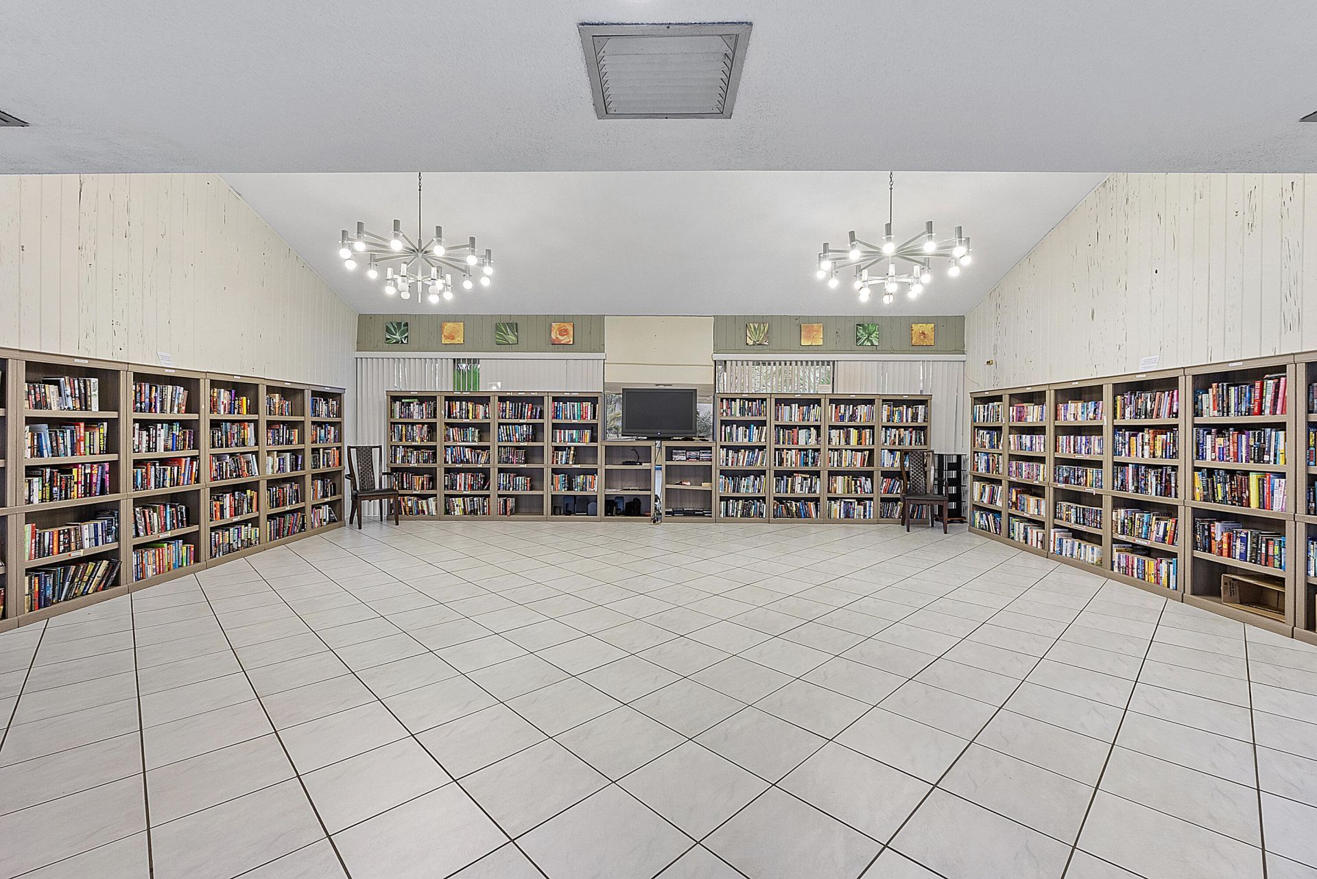 2236 N Cypress Bend Drive, Unit 311, Pompano Beach, FL 33069 Photo