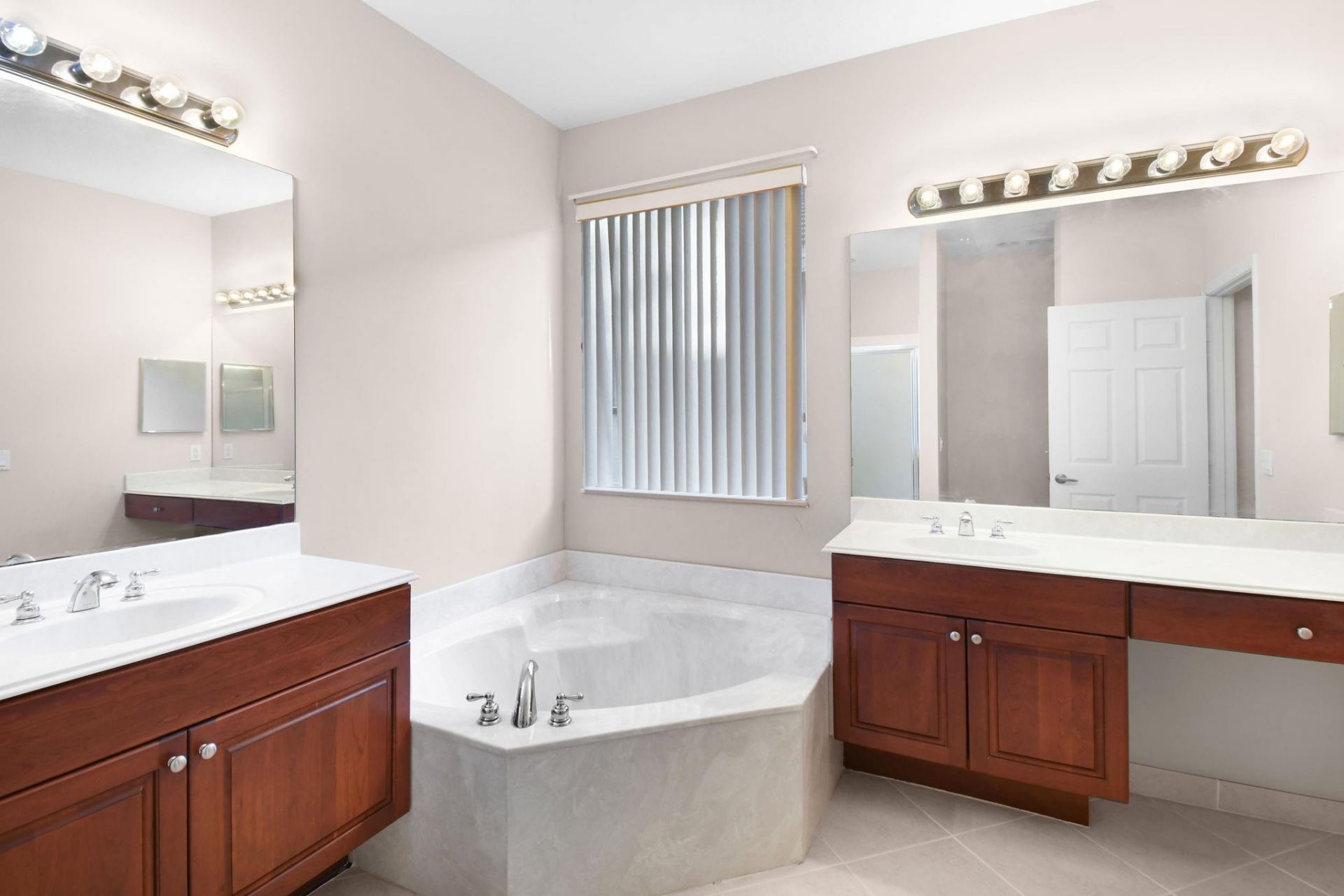 7084 SE Cricket Court, Stuart, FL 34997 Photo