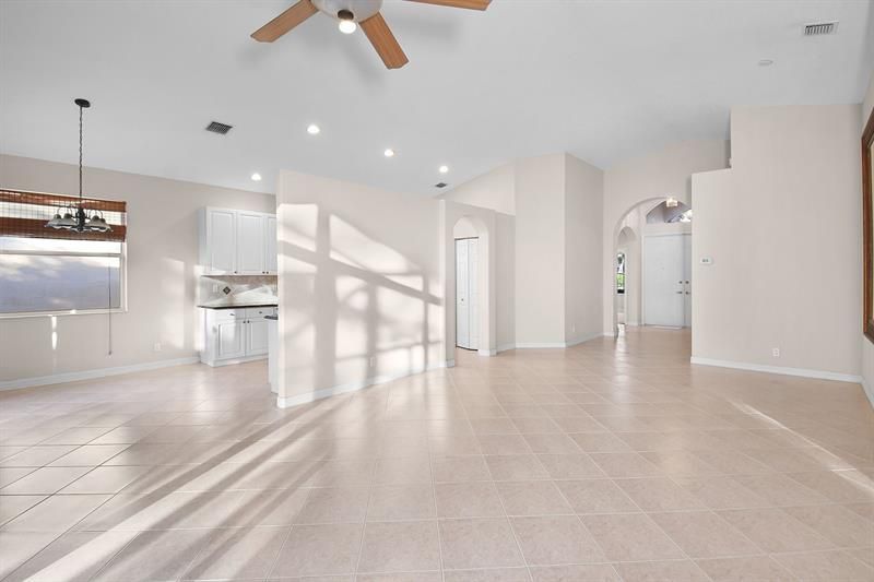 7084 SE Cricket Ct, Stuart, FL 34997 Photo