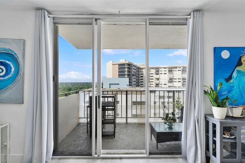 1900 S Ocean Boulevard, Unit 10J, Pompano Beach, FL 33062 Photo