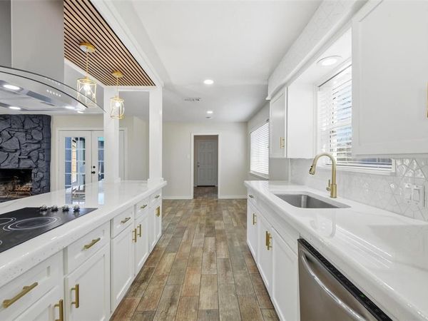 6400 Winn Street, Fort Worth, TX 76133