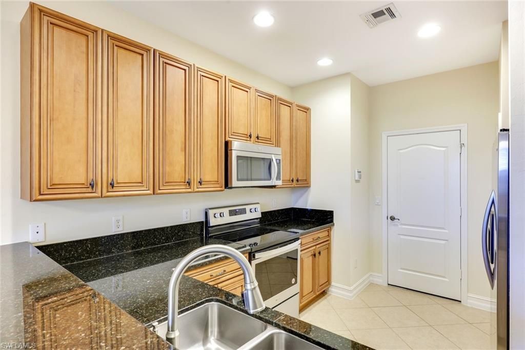 20720 Brassy Pine Way, Unit 29, Estero, FL 33928 Photo