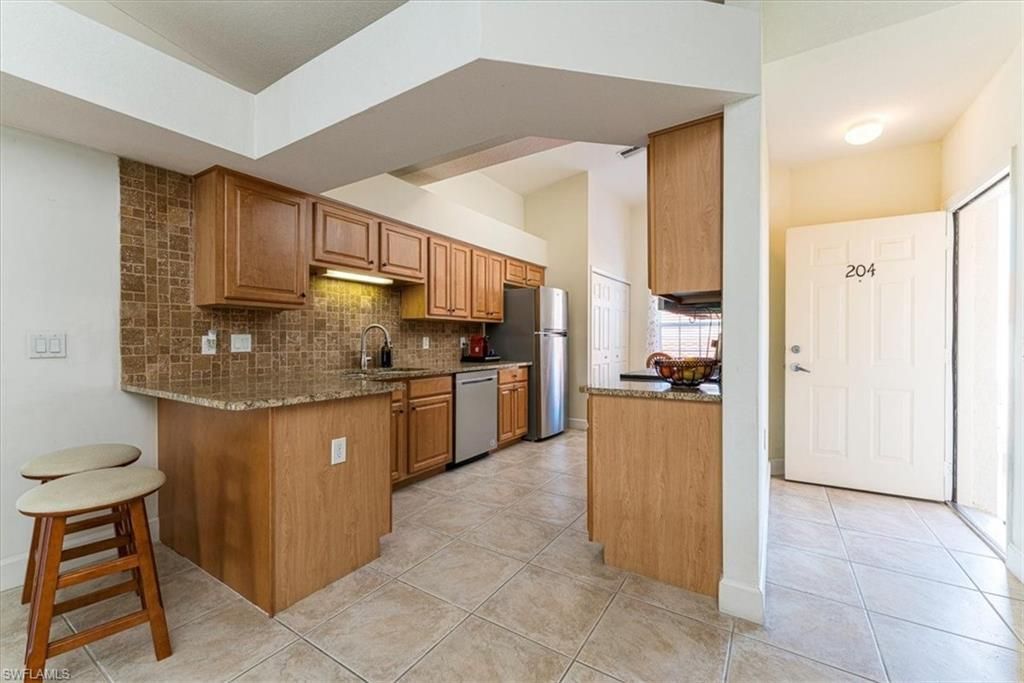 26651 Rosewood Pointe Cir, Unit 204, Bonita Springs, FL 34135 Photo