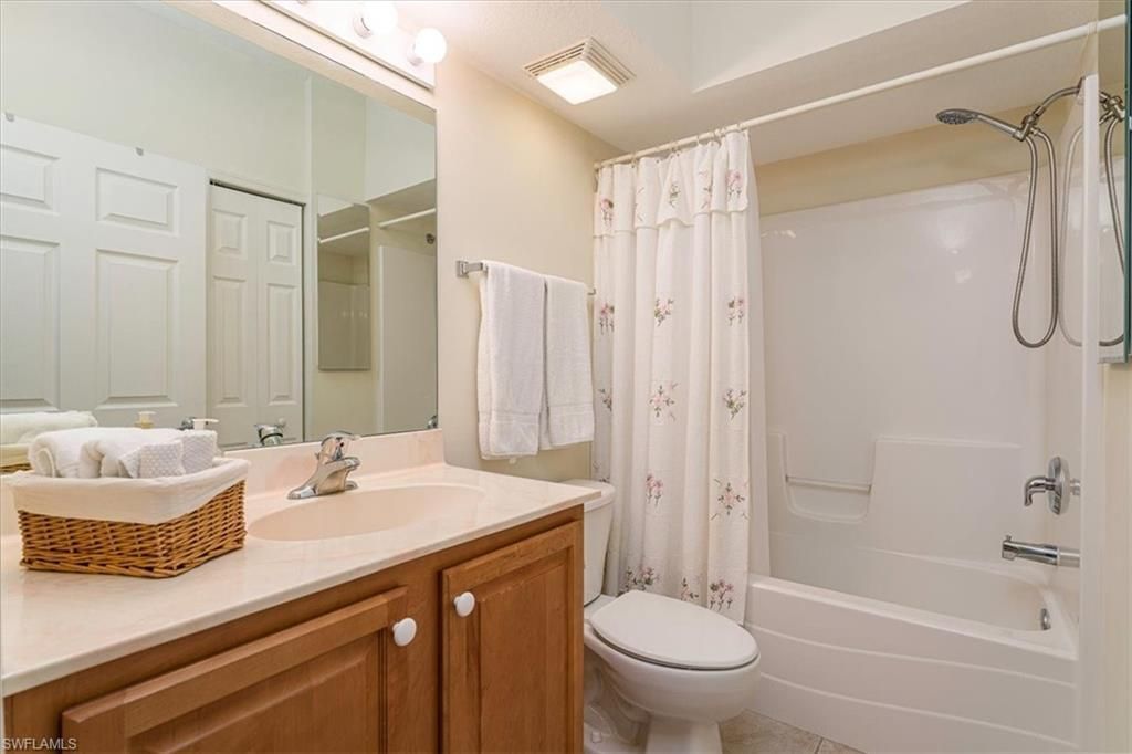 26651 Rosewood Pointe Cir, Unit 204, Bonita Springs, FL 34135 Photo