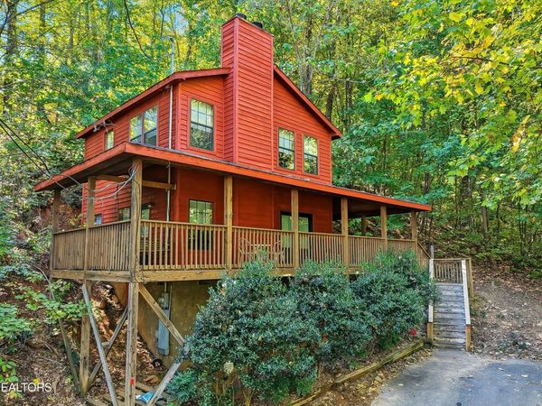 2061 Luzerne Drive, Gatlinburg, TN 37738