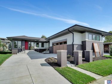 336 Bushclover Road, Lincoln, NE 68521