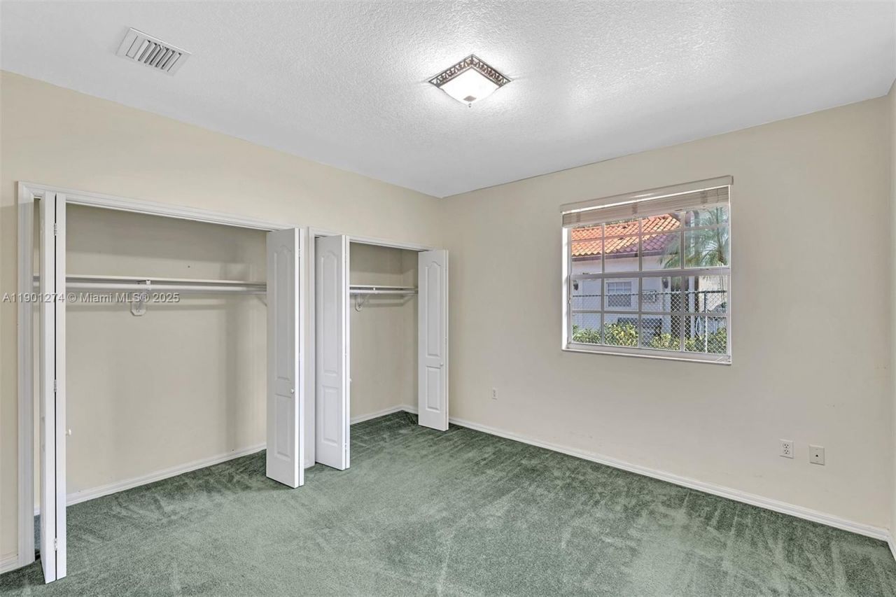 279 NW 119th Ave., Miami, FL 33182 Photo