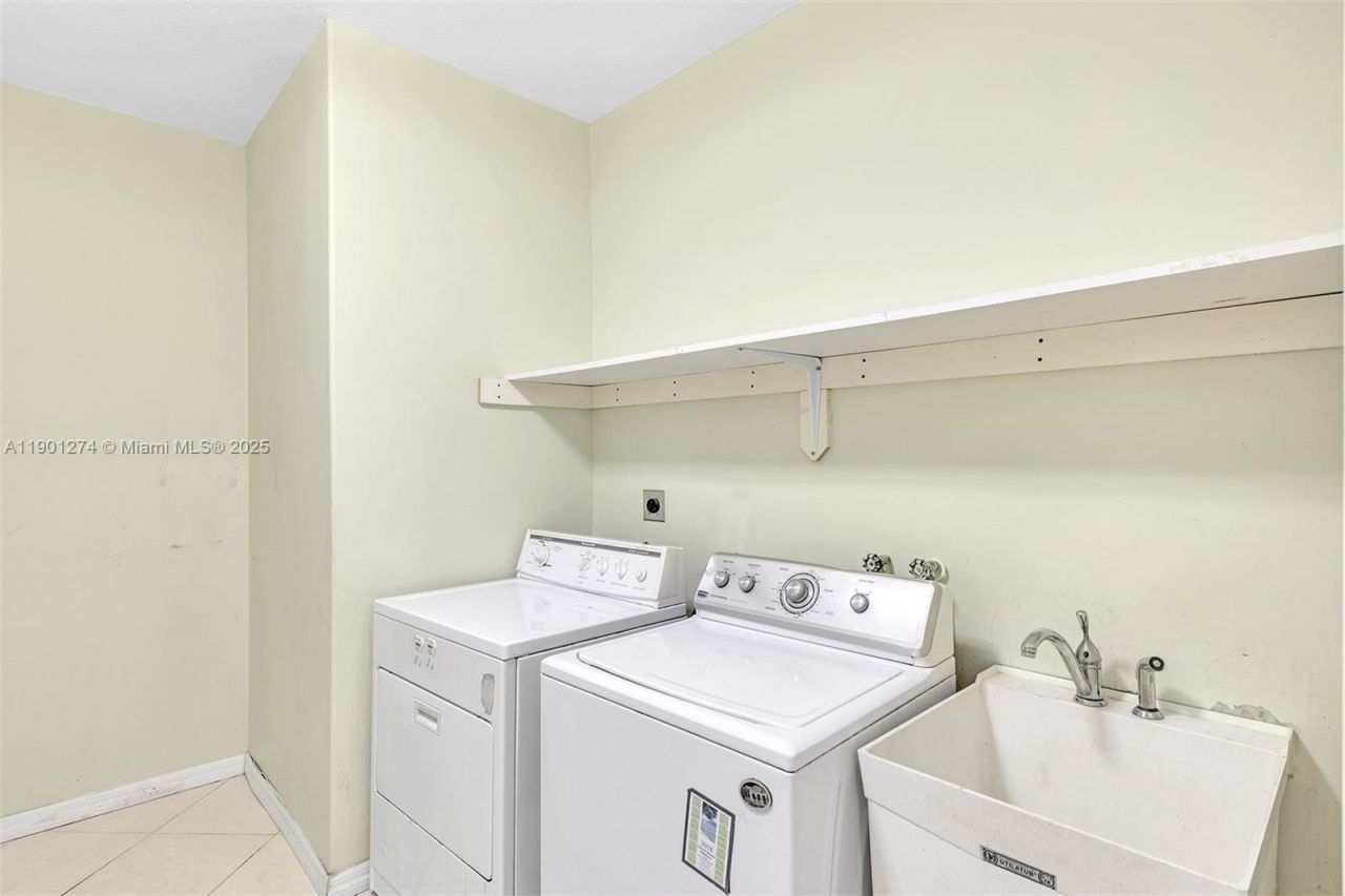 279 NW 119th Ave., Miami, FL 33182 Photo