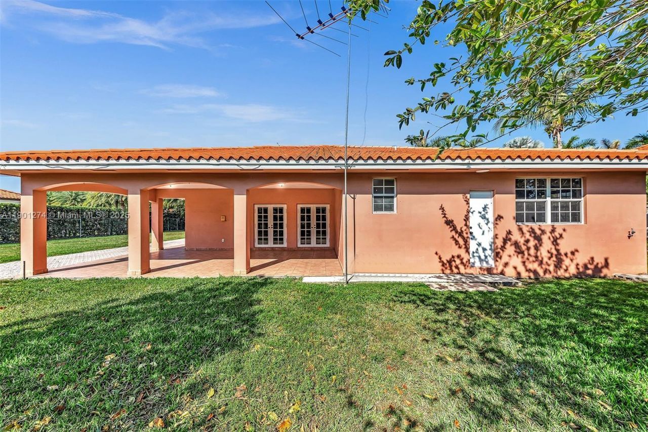 279 NW 119th Ave., Miami, FL 33182 Photo