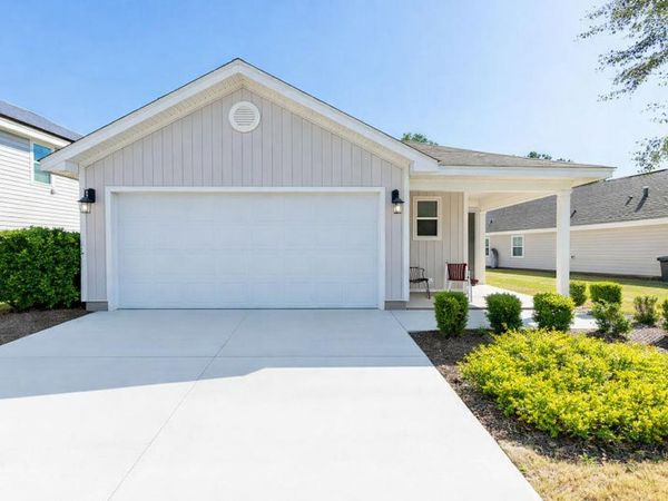 473 Earl Godwin Road, Freeport, FL 32439