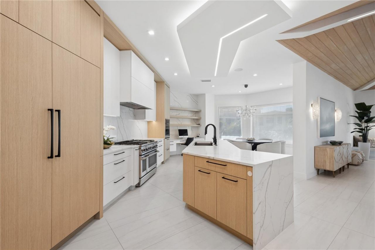 1808 Flower Drive, Sarasota, FL 34239 Photo