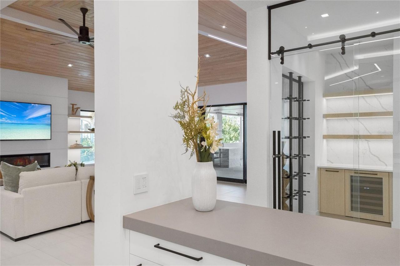 1808 Flower Drive, Sarasota, FL 34239 Photo