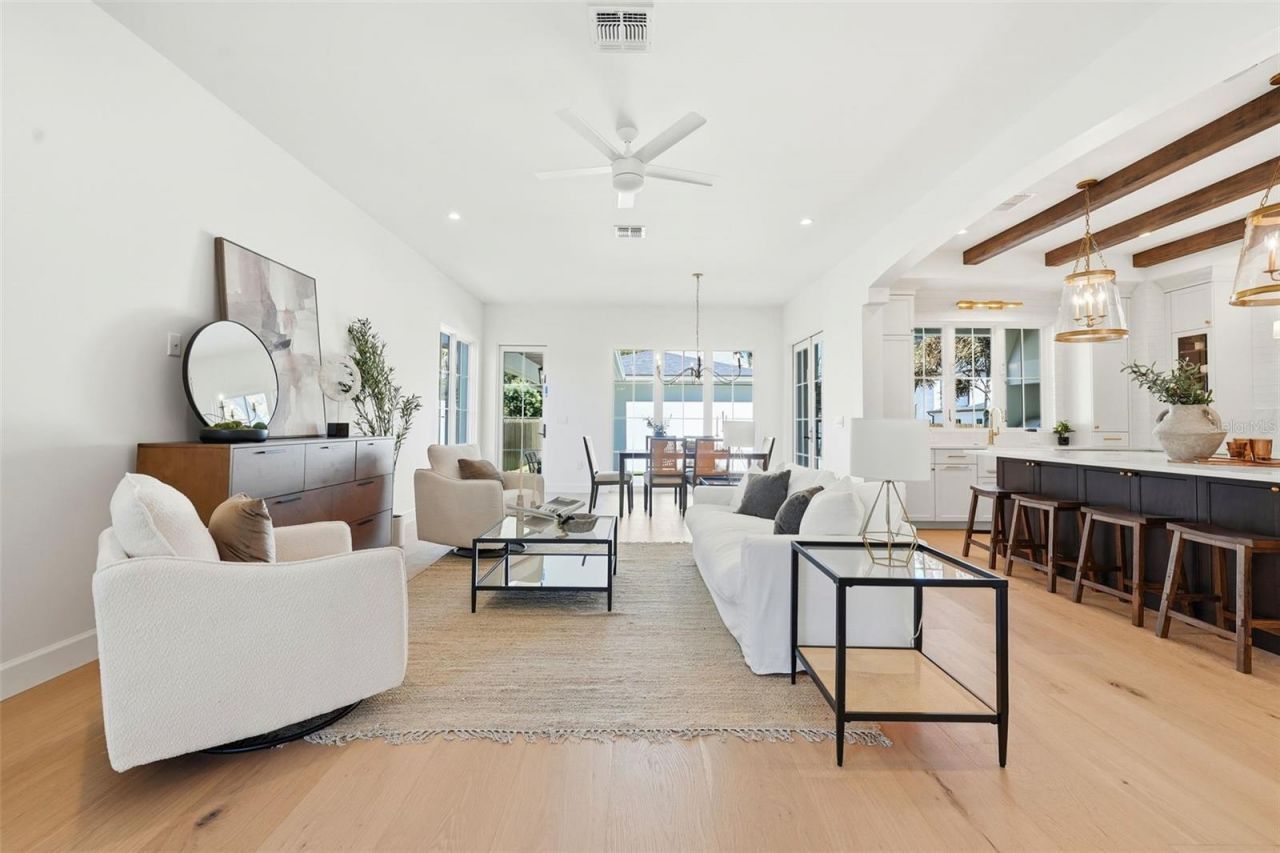 15 E Hazel Street, Orlando, FL 32804 Photo