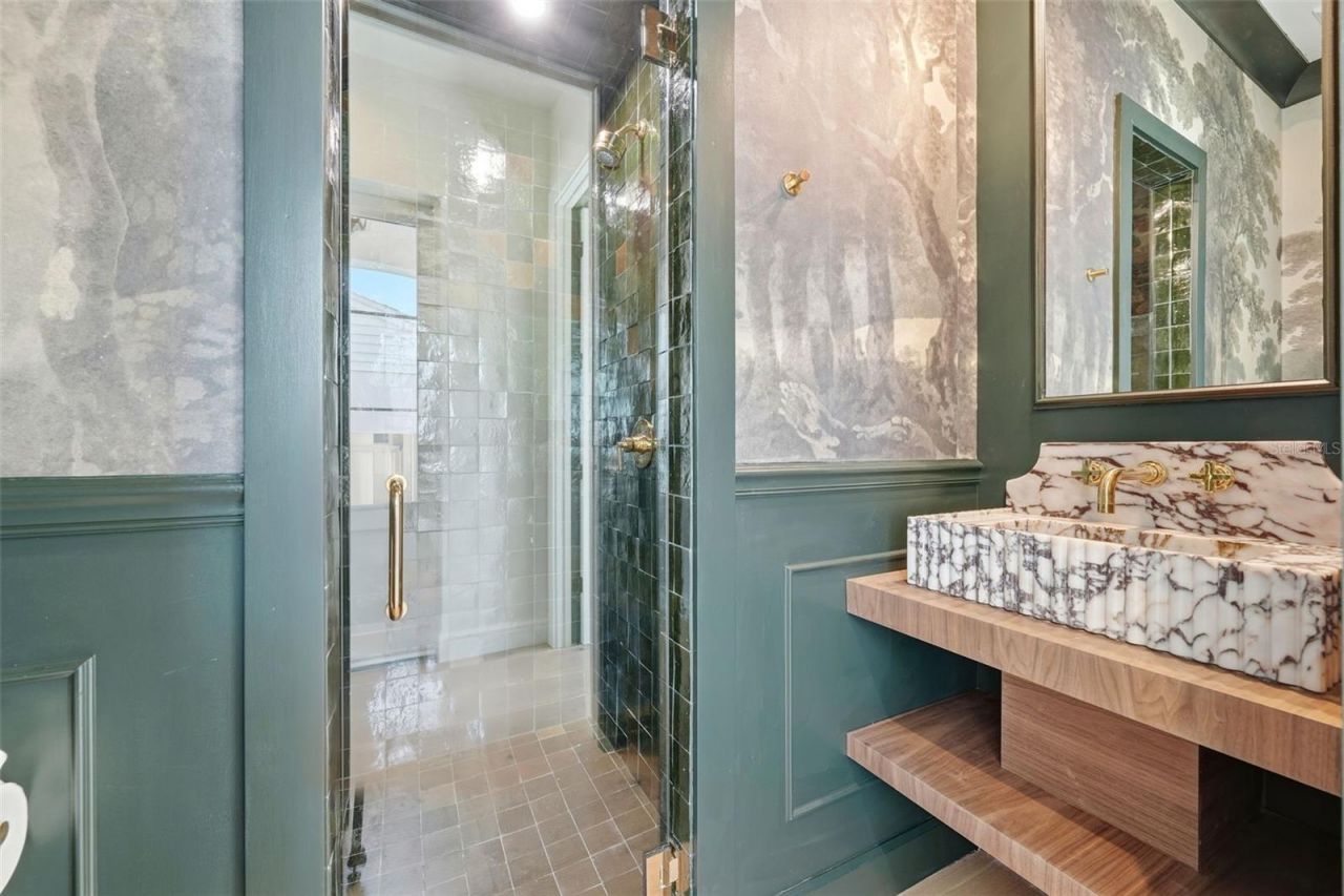 15 E Hazel Street, Orlando, FL 32804 Photo