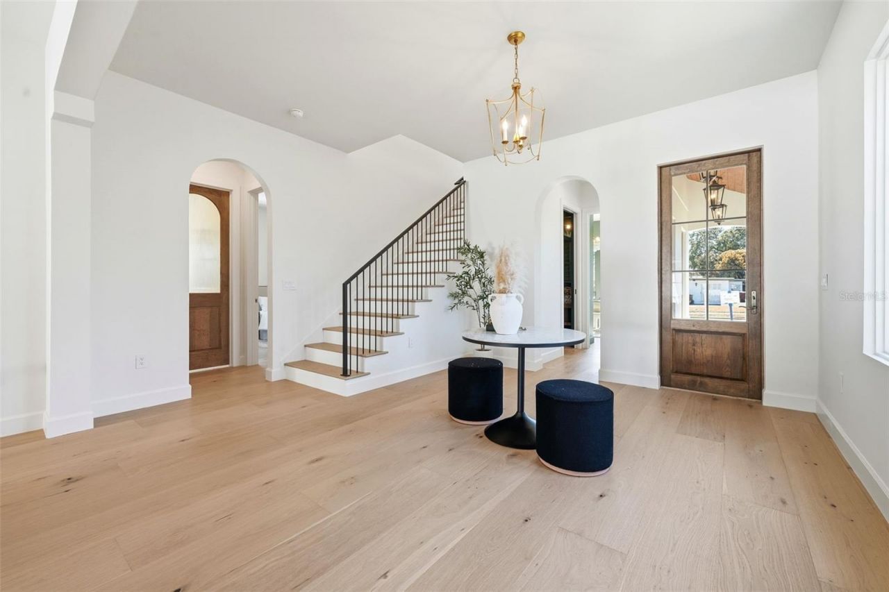 15 E Hazel Street, Orlando, FL 32804 Photo