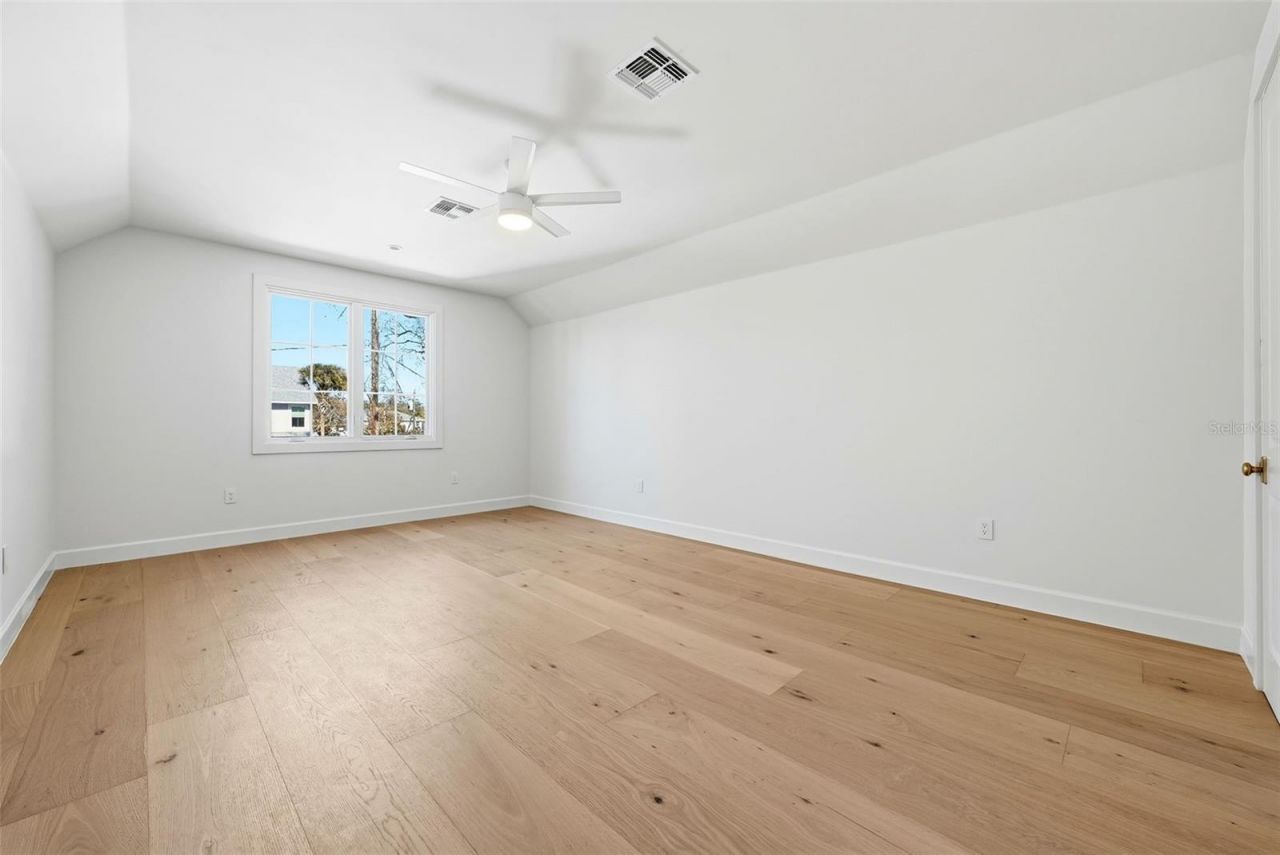 15 E Hazel Street, Orlando, FL 32804 Photo