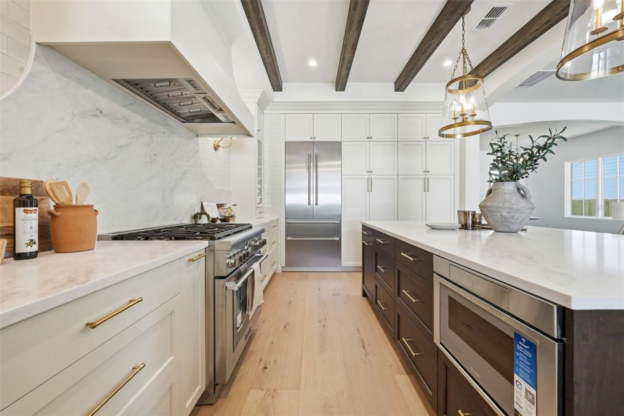 15 E Hazel Street, Orlando, FL 32804 Photo