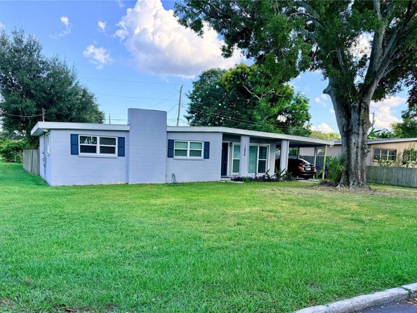 1604 CRYSTAL COURT E, LAKELAND, FL 33801