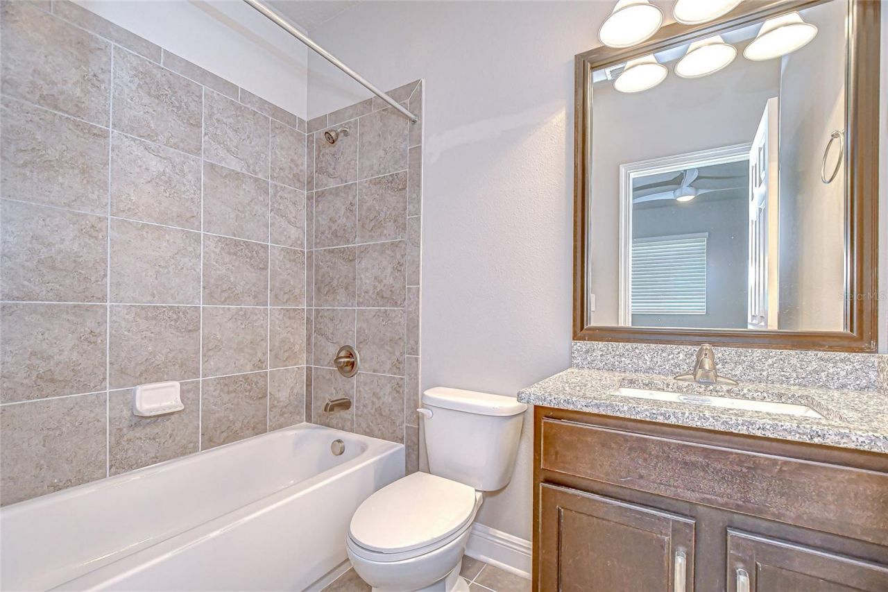 1018 Tracey Ann Loop, Seffner, FL 33584 Photo