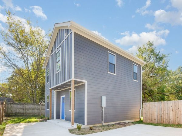 727 Flint Ridge Dr, Whites Creek, TN 37189