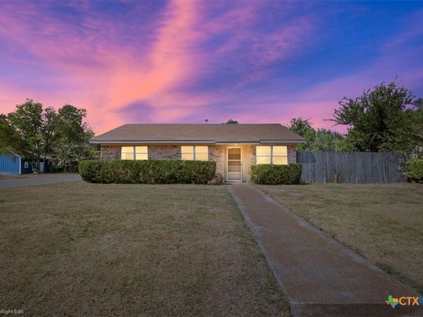 1018 S 11th Street, Temple, TX 76504