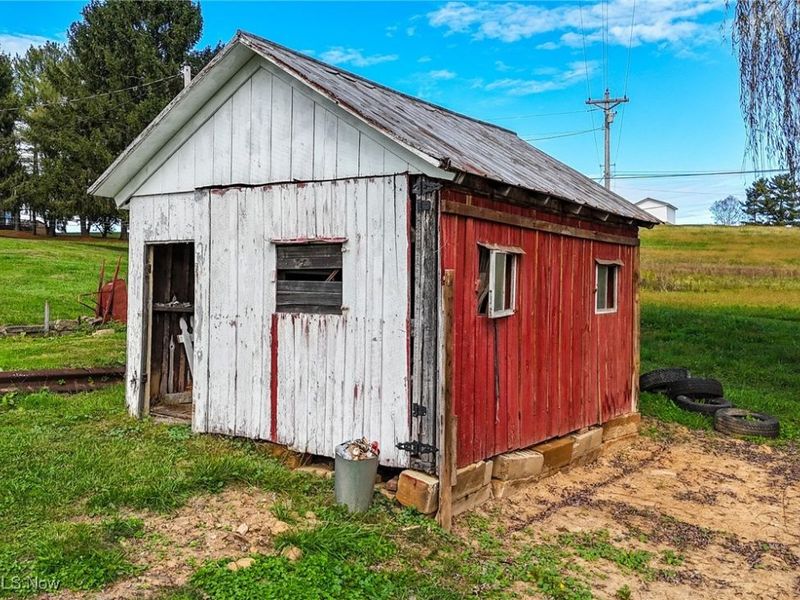 34104 Brwnsvl Co Line Road, New Matamoras, OH 45767 Photo 39