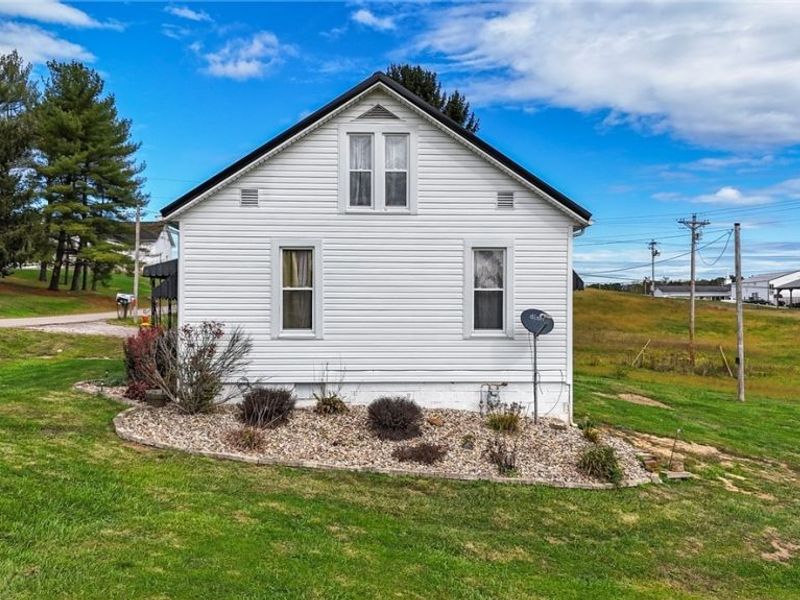 34104 Brwnsvl Co Line Road, New Matamoras, OH 45767 Photo 4