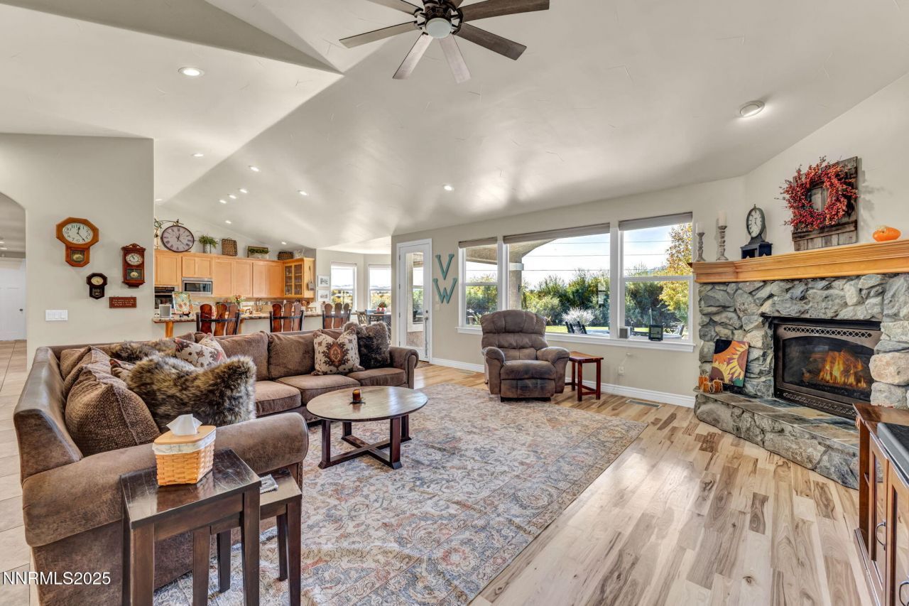 1058 Frieda Lane, Minden, NV 89423 Photo