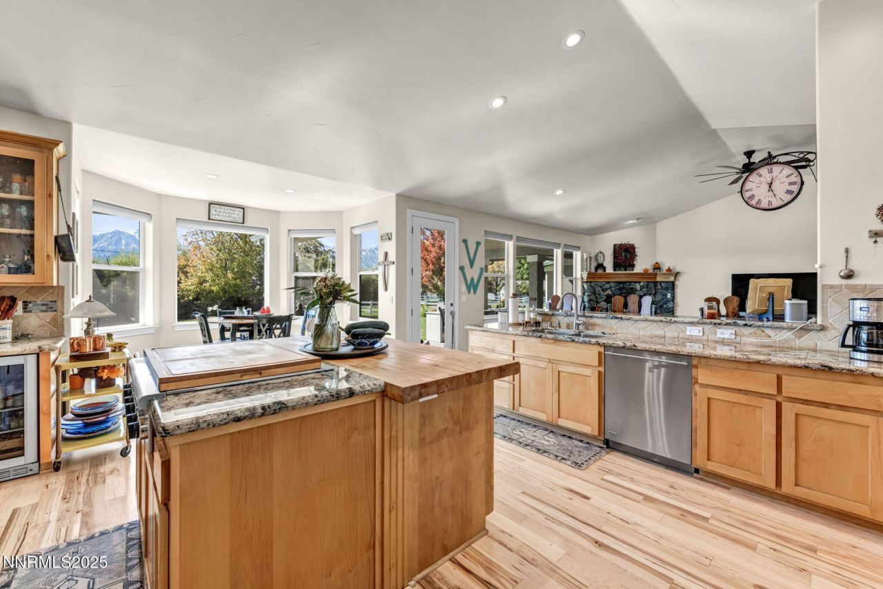 1058 Frieda Lane, Minden, NV 89423 Photo