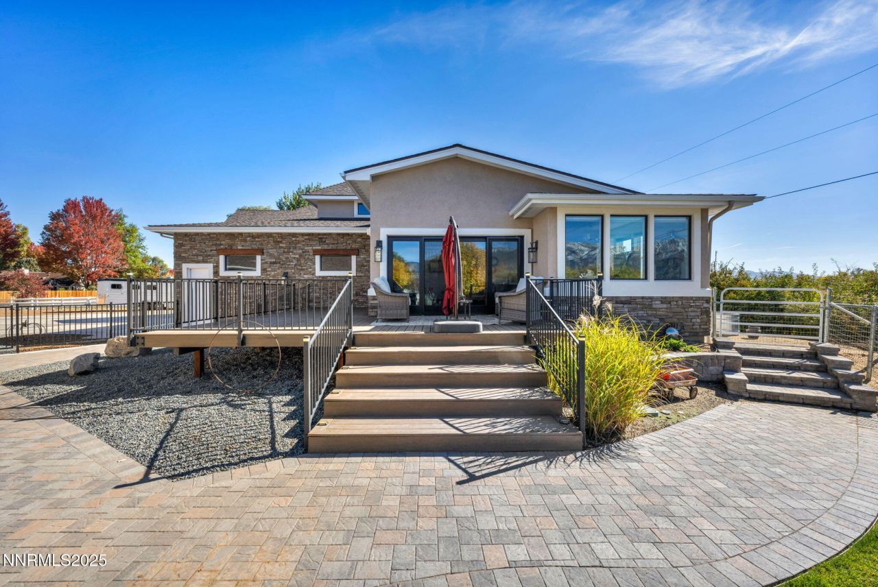 1058 Frieda Lane, Minden, NV 89423 Photo