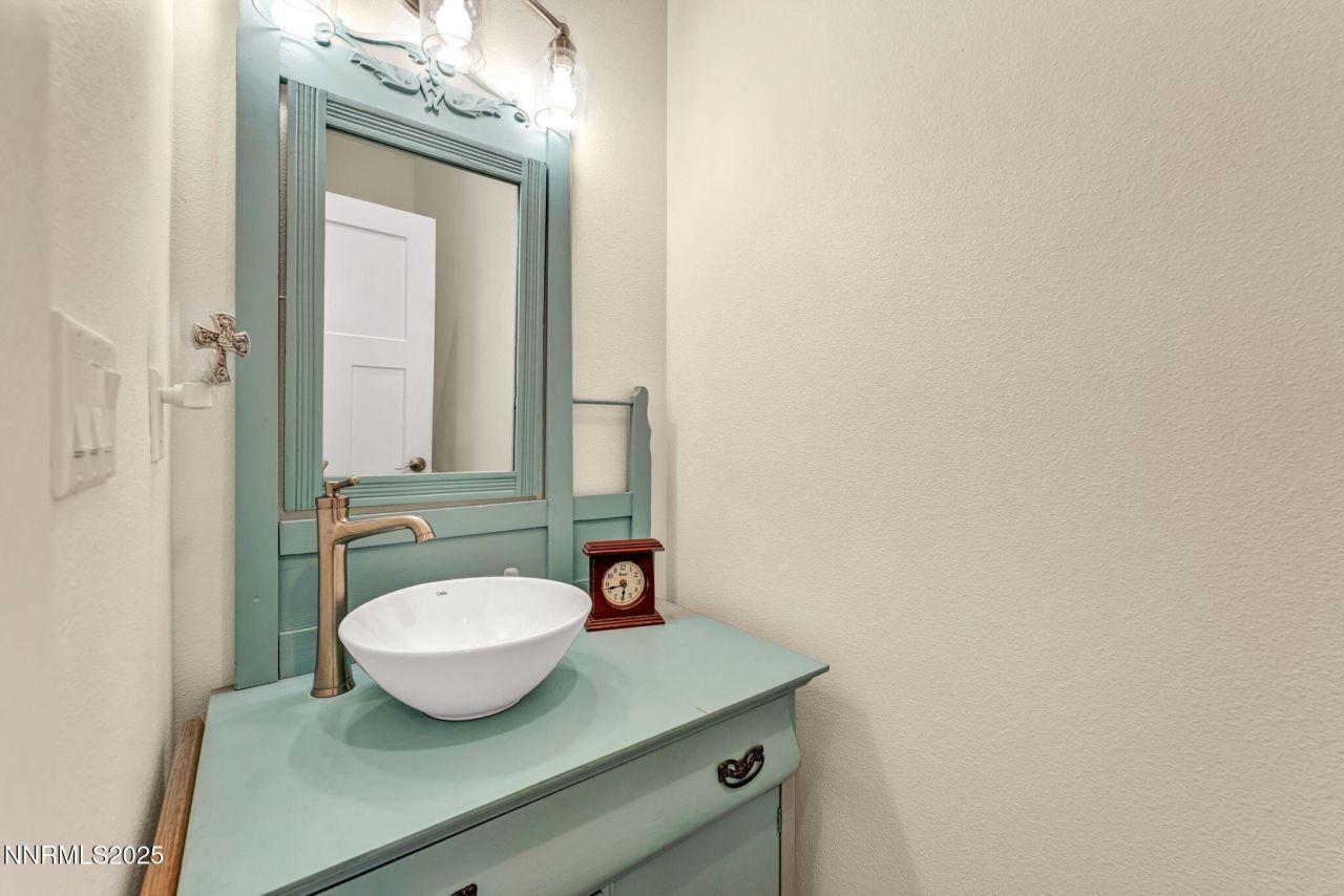 1058 Frieda Lane, Minden, NV 89423 Photo